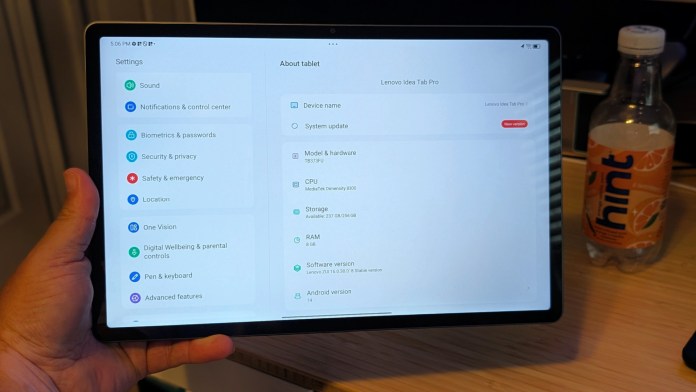Screenshot of the Lenovo Idea Tab Pro settings page showing device information, including model, CPU, storage, RAM, and Android version.