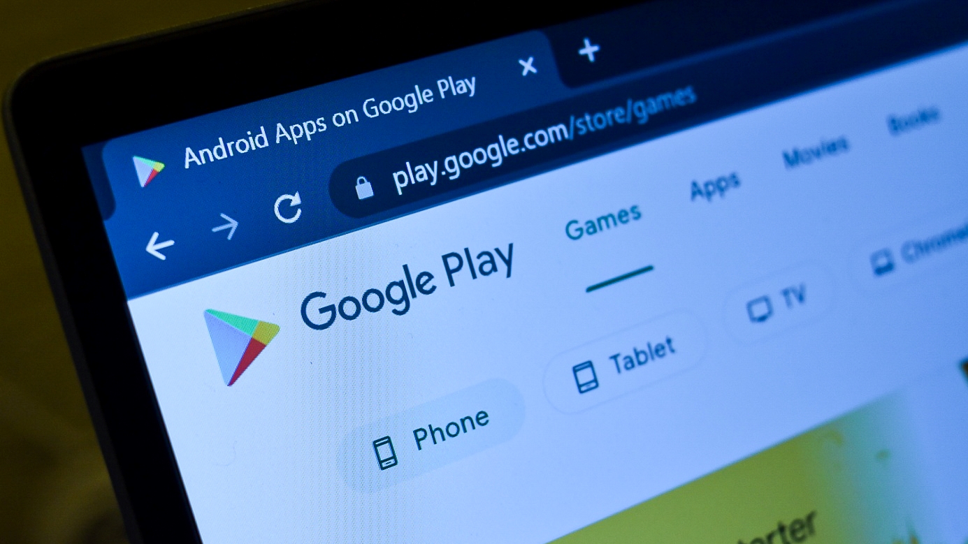 Google Play Store's new design and layout for its desktop web version